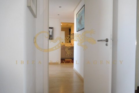 Wohnung zur Miete in Ibiza town, Ibiza, Spanien 3 Schlafzimmer, 145 m2 Nr. 30892 - Foto 26