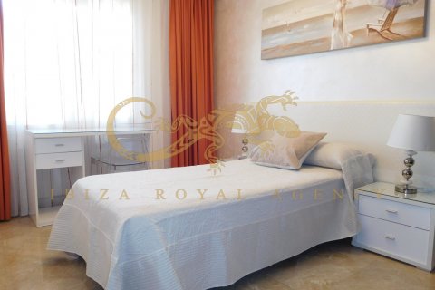 Wohnung zur Miete in Playa d'en Bossa, Ibiza, Spanien 3 Schlafzimmer, 130 m2 Nr. 30868 - Foto 15