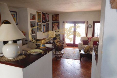 Villa zum Verkauf in San Antonio De Portmany, Ibiza, Spanien 5 Schlafzimmer, 282 m2 Nr. 30861 - Foto 9
