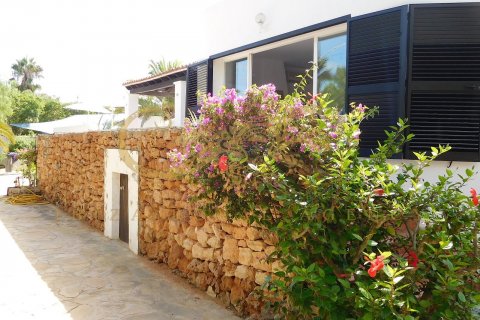 Villa zur Miete in Sant Agusti des Vedra, Ibiza, Spanien 3 Schlafzimmer, 300 m2 Nr. 30839 - Foto 24