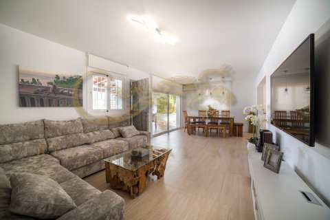 Villa zum Verkauf in San Rafael, Ibiza, Spanien 5 Schlafzimmer, 400 m2 Nr. 30832 - Foto 9