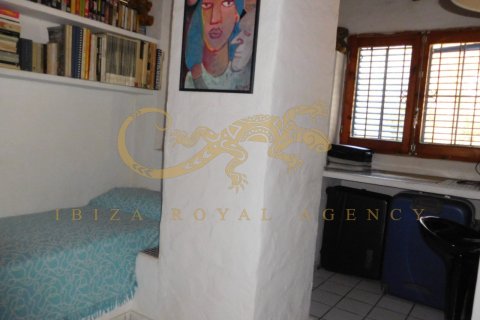 Villa zum Verkauf in San Antonio De Portmany, Ibiza, Spanien 5 Schlafzimmer, 282 m2 Nr. 30861 - Foto 24