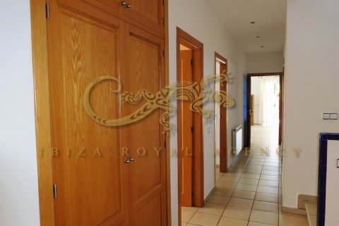 Villa zur Miete in Santa Gertrudis De Fruitera, Ibiza, Spanien 5 Schlafzimmer, 400 m2 Nr. 30888 - Foto 15