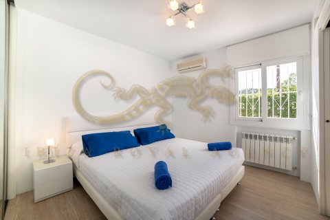 Villa zum Verkauf in San Rafael, Ibiza, Spanien 5 Schlafzimmer, 400 m2 Nr. 30832 - Foto 13