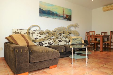 Penthäuser zur Miete in Playa d'en Bossa, Ibiza, Spanien 2 Schlafzimmer, 75 m2 Nr. 30851 - Foto 12