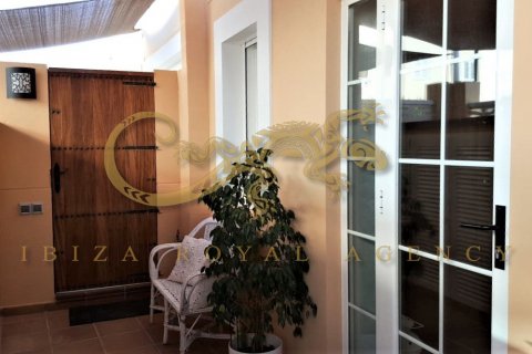 House zum Verkauf in Talamanca, Ibiza, Spanien 4 Schlafzimmer, 200 m2 Nr. 30862 - Foto 2
