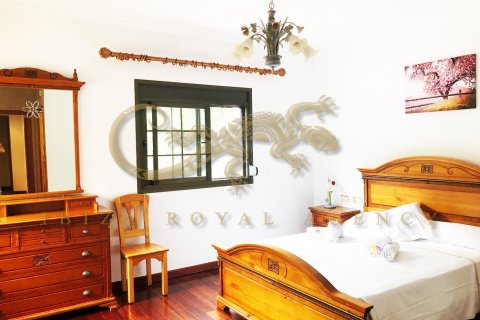 Villa zur Miete in San Antonio De Portmany, Ibiza, Spanien 3 Schlafzimmer, 150 m2 Nr. 30821 - Foto 17