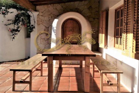 Villa zum Verkauf in Santa Gertrudis De Fruitera, Ibiza, Spanien 6 Schlafzimmer, 280 m2 Nr. 30895 - Foto 20