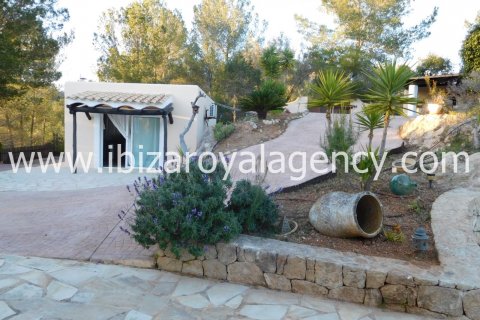 Villa zur Miete in Sant Miquel de Balansat, Ibiza, Spanien 3 Schlafzimmer, 250 m2 Nr. 30889 - Foto 7