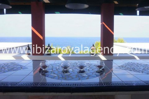 Villa zum Verkauf in Formentera, Spanien 6 Schlafzimmer, 500 m2 Nr. 30872 - Foto 4