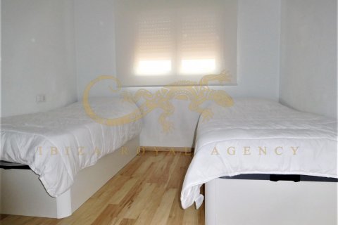 Wohnung zur Miete in Playa d'en Bossa, Ibiza, Spanien 3 Schlafzimmer, 100 m2 Nr. 30881 - Foto 15