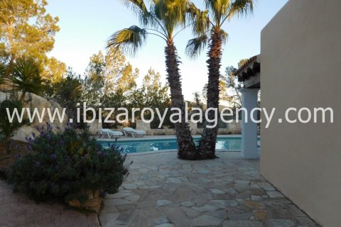 Villa zur Miete in Sant Miquel de Balansat, Ibiza, Spanien 3 Schlafzimmer, 250 m2 Nr. 30889 - Foto 6
