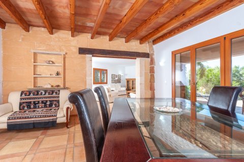 Finca zum Verkauf in Ses Salines, Mallorca, Spanien 4 Schlafzimmer, 489 m2 Nr. 32482 - Foto 7