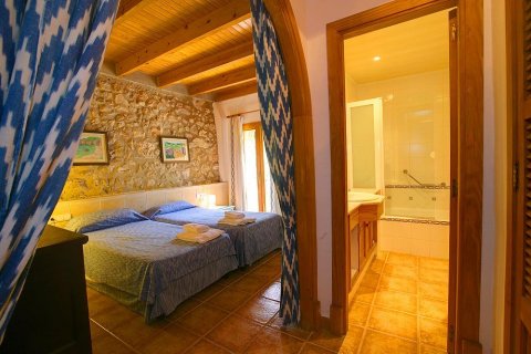 Finca zum Verkauf in Pollenca, Mallorca, Spanien 4 Schlafzimmer, 439 m2 Nr. 33101 - Foto 8