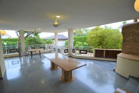 Villa zum Verkauf in La Zenia, Alicante, Spanien 7 Schlafzimmer, 694 m2 Nr. 35309 - Foto 9