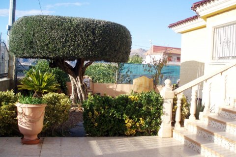 Villa zum Verkauf in Orihuela, Alicante, Spanien 4 Schlafzimmer, 240 m2 Nr. 34443 - Foto 13