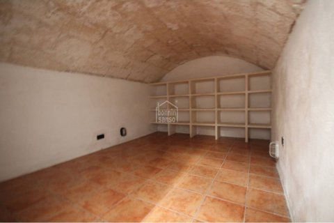 Gewerbeimmobilien zum Verkauf in Ciutadella De Menorca, Menorca, Spanien 2 Schlafzimmer, 115 m2 Nr. 23990 - Foto 13