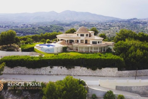 Villa zum Verkauf in Calpe, Alicante, Spanien 4 Schlafzimmer, 1089 m2 Nr. 39608 - Foto 1