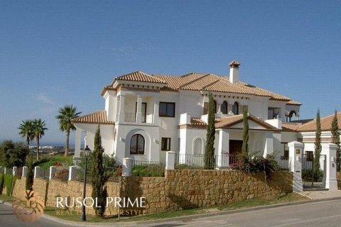 Villa zum Verkauf in Benahavis, Malaga, Spanien 5 Schlafzimmer, 640 m2 Nr. 38424 - Foto 9