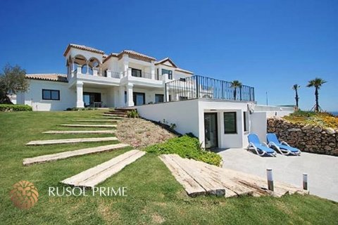 Villa zum Verkauf in Benahavis, Malaga, Spanien 5 Schlafzimmer, 640 m2 Nr. 38424 - Foto 2