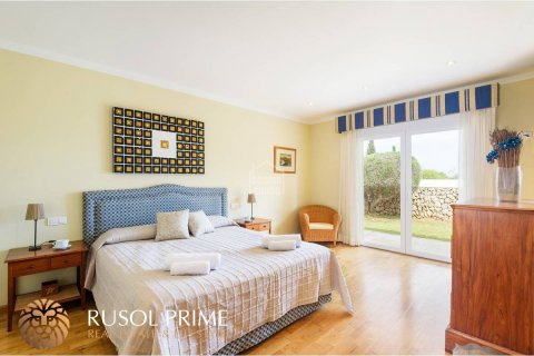 Villa zum Verkauf in Es Castell, Menorca, Spanien 5 Schlafzimmer, 367 m2 Nr. 39307 - Foto 7