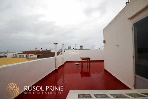 Wohnung zum Verkauf in Ciutadella De Menorca, Menorca, Spanien 4 Schlafzimmer, 136 m2 Nr. 38996 - Foto 2