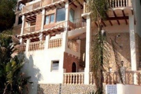 Villa zum Verkauf in Javea, Alicante, Spanien 4 Schlafzimmer, 800 m2 Nr. 39457 - Foto 10