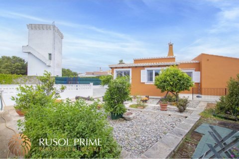 Villa zum Verkauf in Es Castell, Menorca, Spanien 5 Schlafzimmer, 263 m2 Nr. 38268 - Foto 4