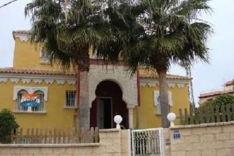 Villa zum Verkauf in Alfaz del Pi, Alicante, Spanien 3 Schlafzimmer, 225 m2 Nr. 44491 - Foto 1