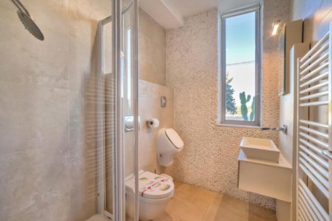 Villa zum Verkauf in Calpe, Alicante, Spanien 5 Schlafzimmer, 260 m2 Nr. 43834 - Foto 10
