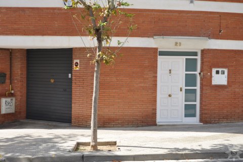 Villa zum Verkauf in Barcelona, Spanien 3 Schlafzimmer, 160 m2 Nr. 41462 - Foto 1