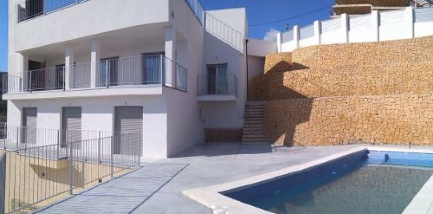 Villa in El Campello, Alicante, Spanien 4 Schlafzimmer, 260 m2 Nr. 44587