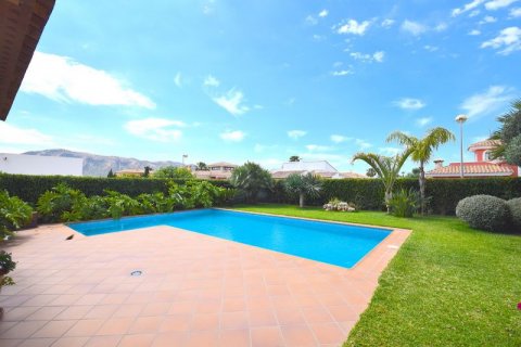 Villa zum Verkauf in Alfaz del Pi, Alicante, Spanien 5 Schlafzimmer, 464 m2 Nr. 42614 - Foto 2