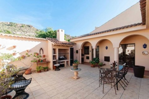 Villa zum Verkauf in Villajoyosa, Alicante, Spanien 4 Schlafzimmer, 355 m2 Nr. 42469 - Foto 8