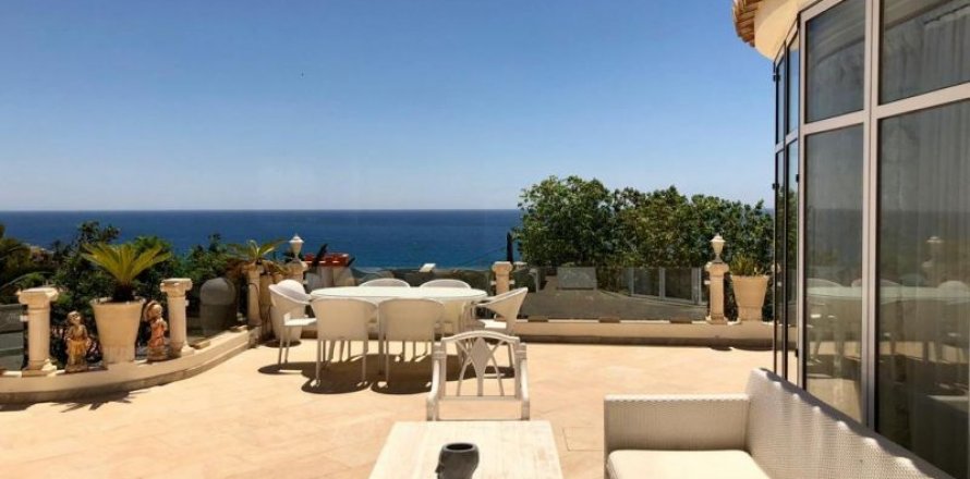 Villa in Calpe, Alicante, Spanien 6 Schlafzimmer, 600 m2 Nr. 45173