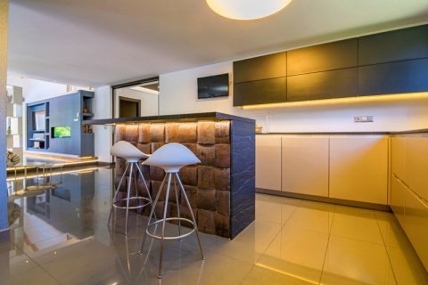 Villa zum Verkauf in Benidorm, Alicante, Spanien 4 Schlafzimmer, 437 m2 Nr. 42148 - Foto 9