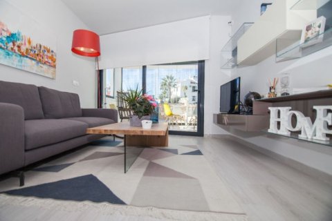 Wohnung zum Verkauf in Villamartin, Alicante, Spanien 3 Schlafzimmer, 181 m2 Nr. 42105 - Foto 9