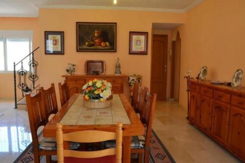 Villa zum Verkauf in La Nucia, Alicante, Spanien 6 Schlafzimmer, 250 m2 Nr. 45203 - Foto 5