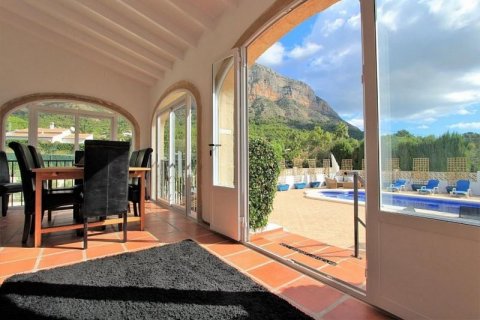 Villa zum Verkauf in Javea, Alicante, Spanien 3 Schlafzimmer, 197 m2 Nr. 44083 - Foto 4