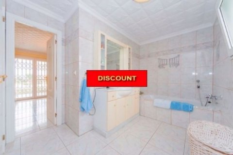Villa zum Verkauf in Calpe, Alicante, Spanien 5 Schlafzimmer, 401 m2 Nr. 45508 - Foto 8