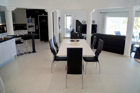 Villa zum Verkauf in Moraira, Alicante, Spanien 5 Schlafzimmer, 370 m2 Nr. 45890 - Foto 9