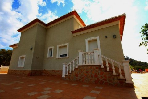 Villa zum Verkauf in Calpe, Alicante, Spanien 5 Schlafzimmer, 365 m2 Nr. 43480 - Foto 3