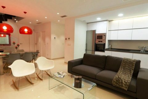 Villa zum Verkauf in Guardamar del Segura, Alicante, Spanien 3 Schlafzimmer, 116 m2 Nr. 43185 - Foto 8