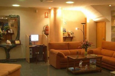 Hotel zum Verkauf in El Campello, Alicante, Spanien 50 Schlafzimmer,  Nr. 45020 - Foto 7