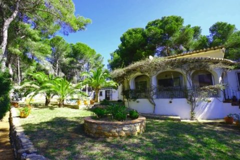 Villa zum Verkauf in Benissa, Alicante, Spanien 3 Schlafzimmer, 162 m2 Nr. 42163 - Foto 4