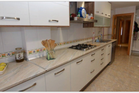 Wohnung zum Verkauf in Benidorm, Alicante, Spanien 4 Schlafzimmer, 152 m2 Nr. 44277 - Foto 7