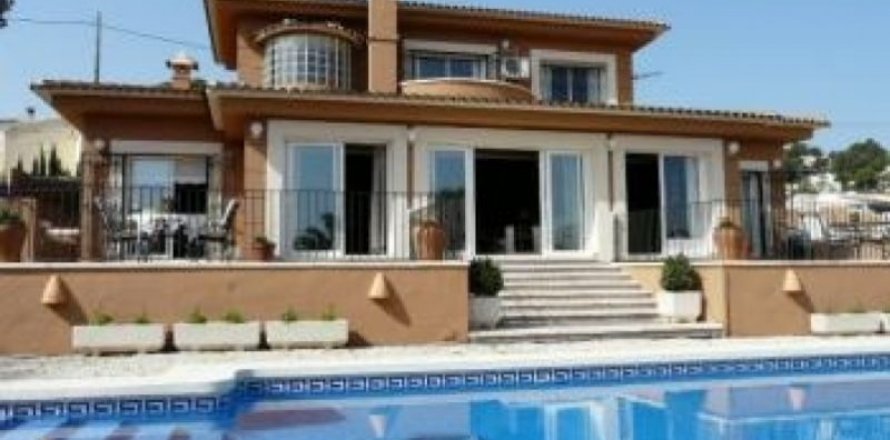 Villa in Moraira, Alicante, Spanien 3 Schlafzimmer, 265 m2 Nr. 45526