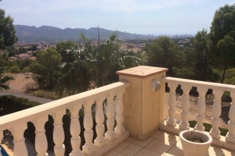 Villa zum Verkauf in Alfaz del Pi, Alicante, Spanien 15 Schlafzimmer, 1.29 m2 Nr. 43878 - Foto 6