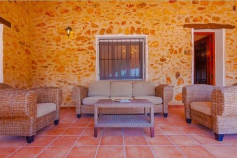 Villa zum Verkauf in Calpe, Alicante, Spanien 5 Schlafzimmer, 200 m2 Nr. 45541 - Foto 9