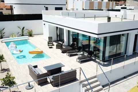 Villa zum Verkauf in Polop, Alicante, Spanien 4 Schlafzimmer, 300 m2 Nr. 42905 - Foto 1